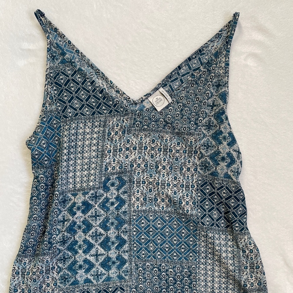 PAPER CRANE Tank Top Size: Small. Color: Blue/Green/White